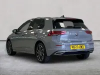Second-hand VW Golf VIII Edition 130 CP (95 kW) 2023 Gri Hatchback