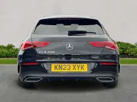 Begagnad Mercedes CLA200 Executive 2023 Svart Kombi