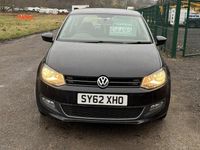 Begagnad VW Polo SEL 90 HK (66 kW) 2012 Svart Halvkombi