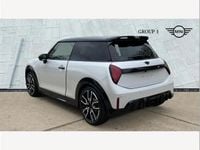 Used Mini John Cooper Works 228 HP (167 kW) 2025 White Hatchback
