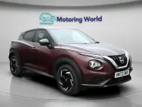 Usado Nissan Juke N-Connecta 114 CV (83 kW) 2023 Rojo SUV