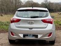 Used Hyundai i30 Active 100 HP (73 kW) 2013 Silver Hatchback