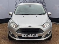 Usado Ford Fiesta Titanium 2017 Prateado Citadino