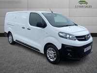 Used Vauxhall Vivaro 100 HP (73 kW) 2021 White MPV