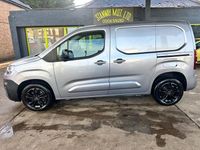 Used Citroën Berlingo 100 HP (73 kW) 2021 Grey MPV