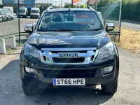Used Isuzu D-Max 160 HP (117 kW) 2016 Black Pickup