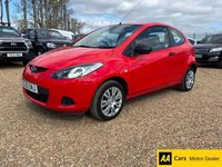 Usado Mazda 2 75 HP (55 kW) 2010 Vermelho Citadino