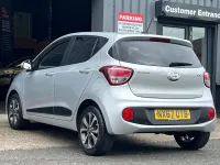 Used Hyundai i10 Premium SE 87 HP (63 kW) 2017 Silver Hatchback