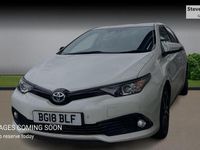 Used Toyota Auris Hybrid Design 2018 White Hatchback