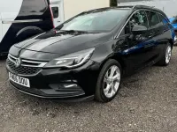 Used Vauxhall Astra SRi 108 HP (79 kW) 2017 Black Estate