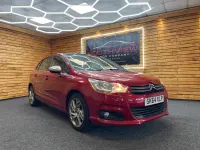 Used Citroën C4 SELECTION 114 HP (83 kW) 2014 Red Hatchback