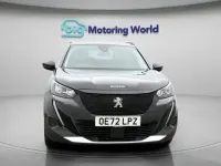 Second-hand Peugeot e-2008 Allure+ 100 kW (136 CP) 2022 Negru SUV