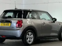 Used Mini Cooper Classic 136 HP (100 kW) 2019 Silver Hatchback