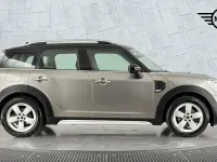 Used Mini Cooper Countryman 134 HP (98 kW) 2017 Silver SUV