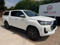Used Toyota HiLux 150 HP (110 kW) 2021 White Pickup