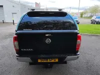 Używany Nissan Navara Tekna 190 KM (139 kW) 2018 Zielony Pickup