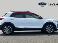 Used Kia Stonic 118 HP (86 kW) 2019 White SUV