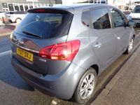 Used Kia Venga 123 HP (90 kW) 2017 Blue Hatchback