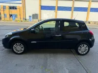 Used Renault Clio 75 HP (55 kW) 2011 Black Hatchback