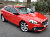 Used Volvo V40 2015 Red Hatchback
