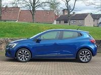 Used Renault Clio V Iconic 90 HP (66 kW) 2021 Blue Hatchback