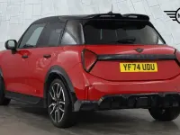 Used Mini Cooper S Hatch 201 HP (147 kW) 2024 Red Hatchback