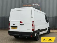 Used Nissan NV400 SE 110 HP (80 kW) 2017 White Van