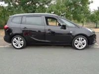 Used Vauxhall Zafira SRi 140 HP (102 kW) 2016 Black MPV