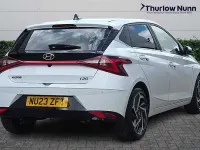 Used Hyundai i20 Premium 101 HP (74 kW) 2023 White Hatchback