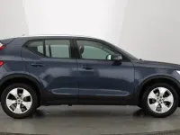 Used Volvo XC40 Momentum 163 HP (119 kW) 2022 Metallic  denim blue SUV