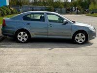 Begagnad Skoda Octavia Elegance 2012 Grå Halvkombi