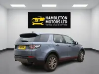 Used Land Rover Discovery 5 SE 180 HP (132 kW) 2017 Blue SUV