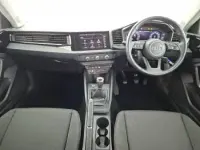 Used Audi A1 Design 95 HP (69 kW) 2022 White SUV