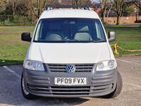 Used VW Caddy 69 HP (50 kW) 2009 White MPV