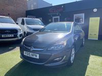 Used Vauxhall Astra SRi 100 HP (73 kW) 2015 Grey Hatchback