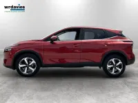 Używany Nissan Qashqai N-Connecta 2023 Czerwony SUV