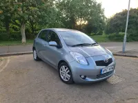 Begagnad Toyota Yaris 85 HK (62 kW) 2007 Silver Halvkombi