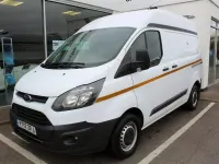 Usado Ford Transit Custom 105 HP (77 kW) 2017 Branco Van