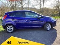 Used Ford Fiesta Titanium 95 HP (69 kW) 2016 Blue Hatchback