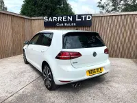 Used VW Golf VII GTE 2016 White Hatchback
