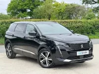 Second-hand Peugeot 5008 Allure Premium 131 CP (96 kW) 2022 SUV