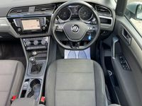 used VW Touran Touran 2016 162.0 TDI SE Family 5dr Pan Roof 7 Seats ULEZ