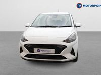 Used Hyundai i10 Advanced 63 HP (46 kW) 2025 White Hatchback