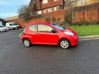 Used Citroën C1 68 HP (50 kW) 2010 Red Hatchback