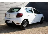 Used Dacia Sandero Acces 2018 Glacier white Hatchback