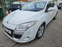 Used Renault Mégane Coupé Dynamique 110 HP (80 kW) 2011 White Coupe