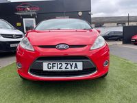 Used Ford Fiesta Zetec 82 HP (60 kW) 2012 Red Hatchback