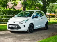 Used Ford Ka Studio 69 HP (50 kW) 2014 White Hatchback