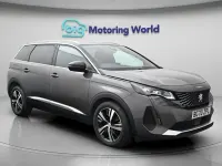 Usado Peugeot 5008 GT 130 HP (95 kW) 2021 Cinzento SUV