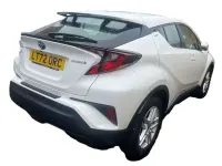 Used Toyota C-HR 122 HP (89 kW) 2022 White SUV